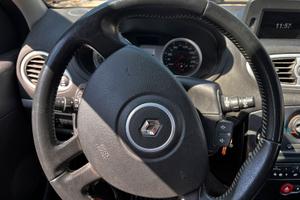 Clio III 2012 hatchbach