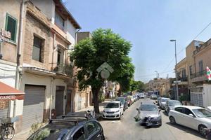 2 LOCALI A PALERMO