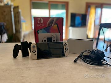 Nintendo Switch Oled Bianca