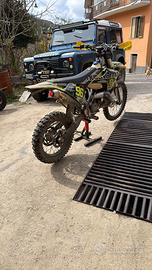 Husqvarna 300i