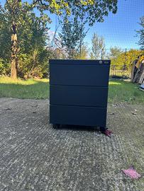 Cassettiera da ufficio in metallo nero