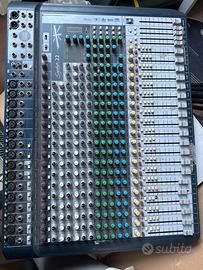 Mixer audio Soundcaft signature 22