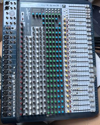 Mixer audio Soundcaft signature 22