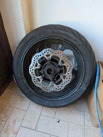 Ruota posteriore 15" Pirelli Yamaha T-Max