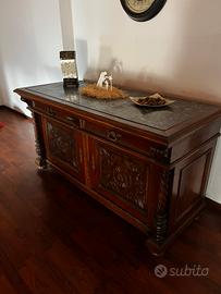 Set di Mobili antichi