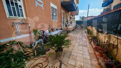 Pressi Cruillas in Residence 4 vani con terrazzo