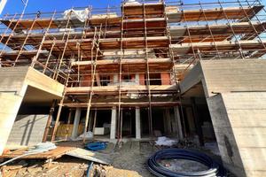 5 LOCALI A CASTIGLIONE TORINESE