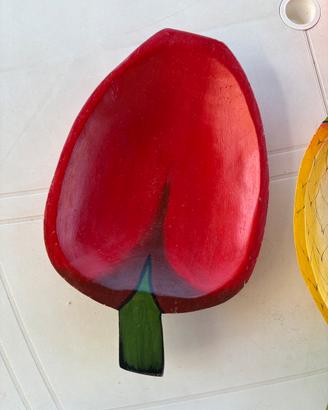 Vassoio in legno dipinto a mano – frutto rosso