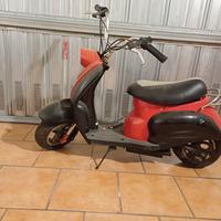 Mini vespa elettrica 