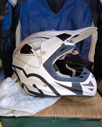 casco motocross airoh
