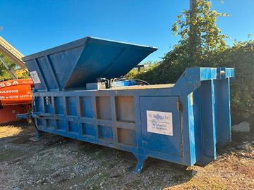 M160 COMPATTATORE RIFIUTI SCARRABILE