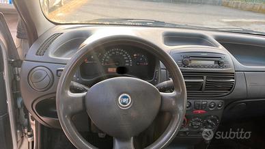 FIAT
Punto 3a serie ('03'-'11')
Punto 1.2 5P Activ