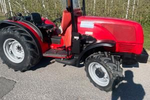 Trattore frutteto vigneto Massey Ferguson 70cv