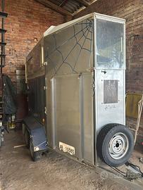 Van trasporto cavalli