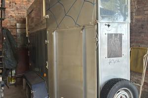 Van trasporto cavalli