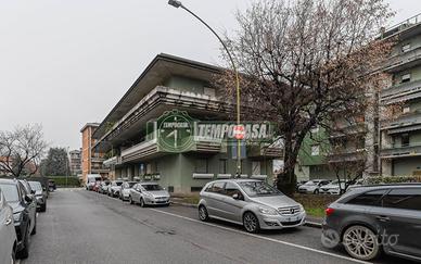 3 LOCALI A STEZZANO!