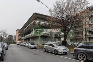 3 LOCALI A STEZZANO!