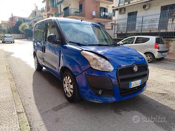 Fiat Doblò 1.4 T-jet Natural Power Benz/Metano