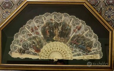 Vecchio ventaglio spagnolo in bacheca
