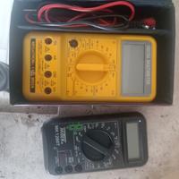 multimeter digitale con custodia