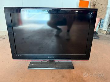 TV Samsung LCD 32” Full HD LE32B530