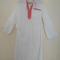 n.2 CAFTANI marocchini (Djellaba) di colore bianco