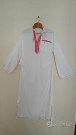 n.2 CAFTANI marocchini (Djellaba) di colore bianco