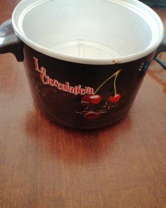 Macchina per sciogliere il cioccolato a bagnomaria