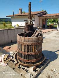 carro agricolo con torchio