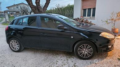 FIAT BRAVO 1.4Tetto Panoramico_ADATTO NEOPATENTATI