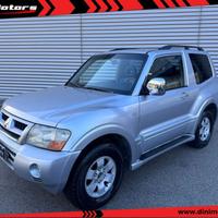 MITSUBISHI Pajero 3.2 16V DI-D 3p. GLS GANCIO TR