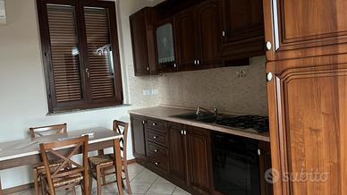 Luminoso bilocale con box in zona comoda