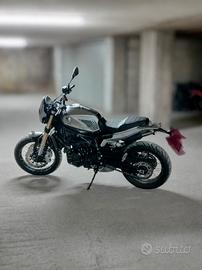 Benelli Leoncino Trail 800