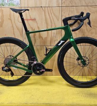 3T RACEMAX ITALIA RIVAL XPLR AXS 2X12 700C CARBON
