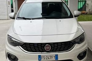 Fiat Tipo lounge