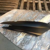 Fiancata destra piaggio mp3 300 hpe nero opaco