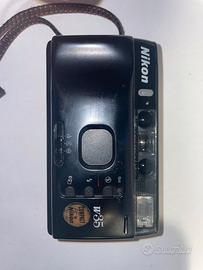 Nikon w35 + custodia | analogica compatta