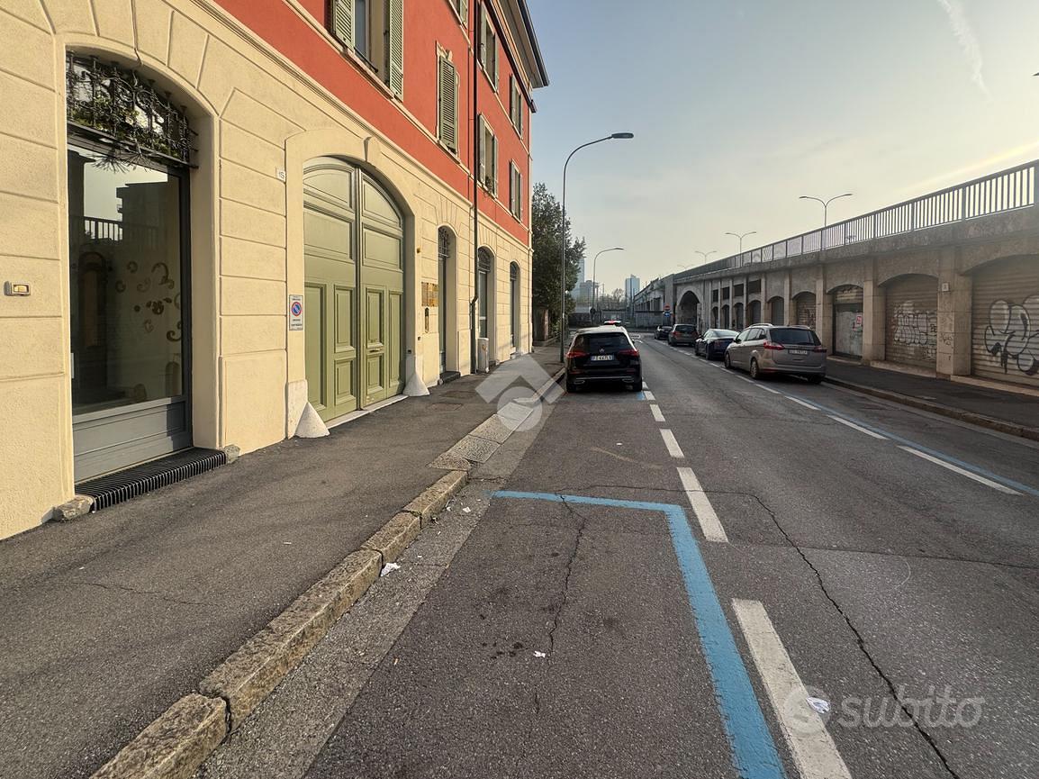 NEGOZIO A BRESCIA - Vista 2