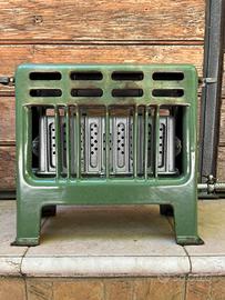 Stufetta a metano in metallo antica