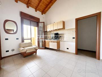 BILOCALE CON TERRAZZO DI 30 MQ - EDILIZIA RECENTE