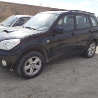 RICAMBI USATI AUTO TOYOTA Rav4 2Â° Serie 1CDFTV Di