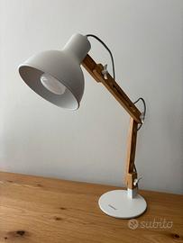 Lampada da tavolo Tomons stile nordico