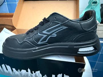 Scarpe nuove