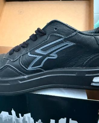 Scarpe nuove