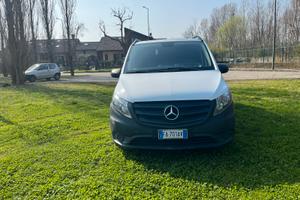 Mercedes vito compact 114