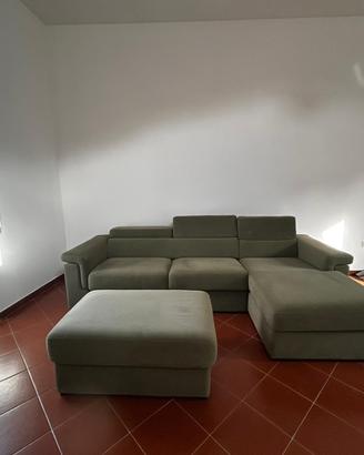 Divano Letto Angolare con Penisola, Pouf e Materas