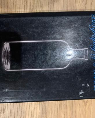 Absolut Vodka CARL HAMILTON Biography of a bottle