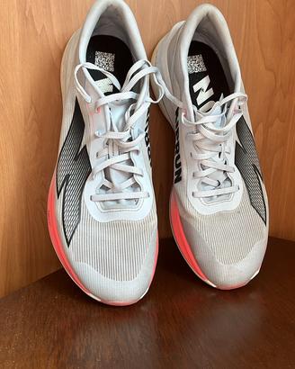 Scarpe running con piastra