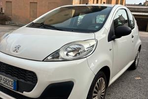 Peugeot 107 NEOPATENTATI