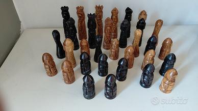 set 32 scacchi intarsiati in legno